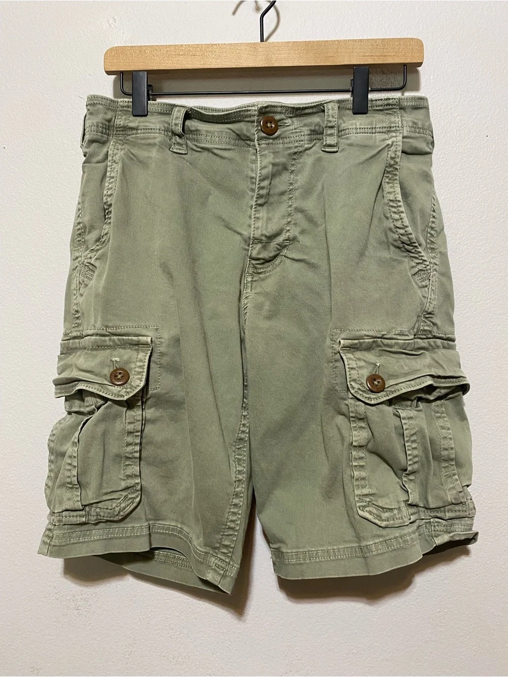 American Eagle Shorts MENS 31x10 Sage Green Active Flex Classic Cargo 2016